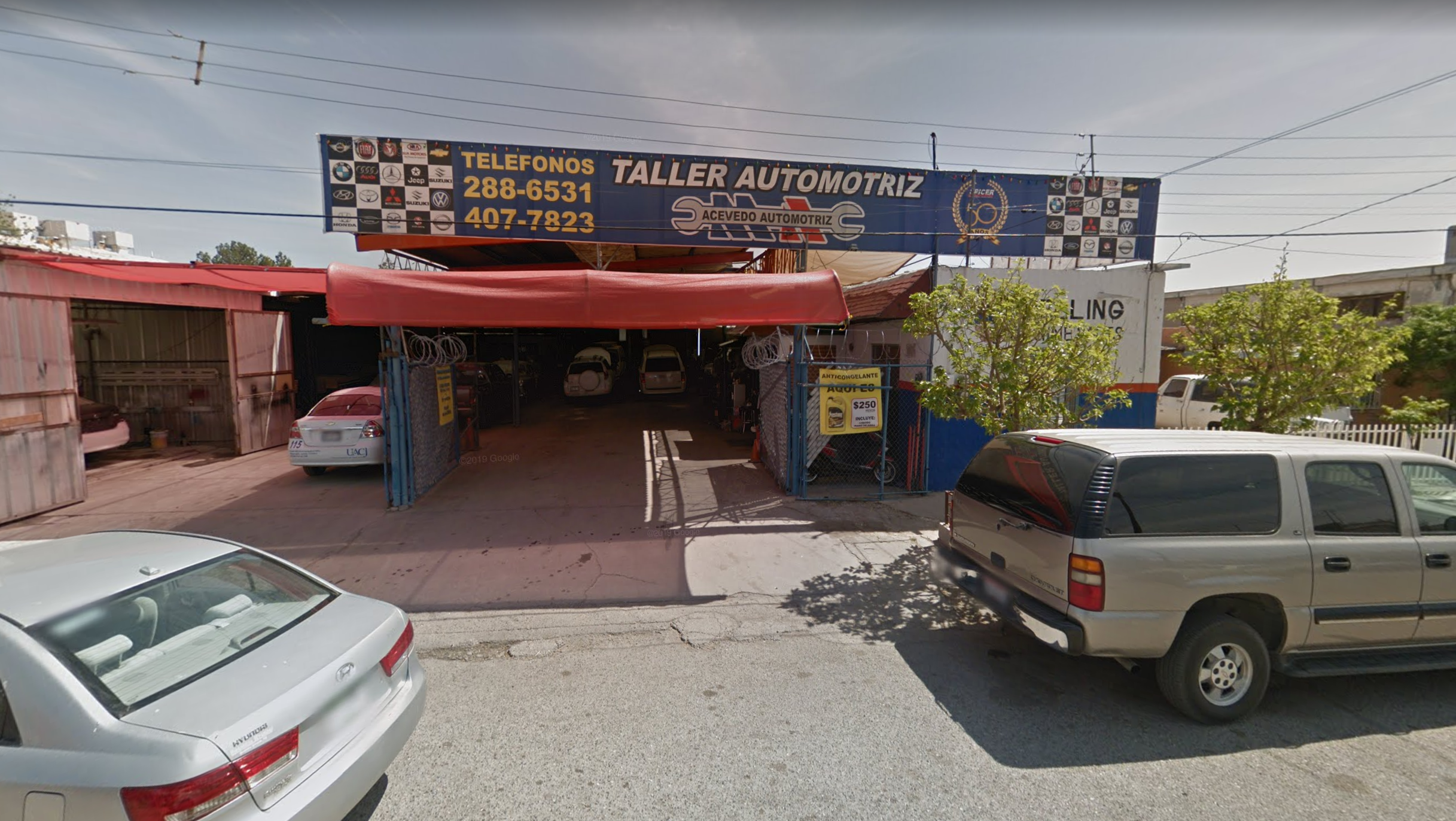 Fachada del taller en Juárez